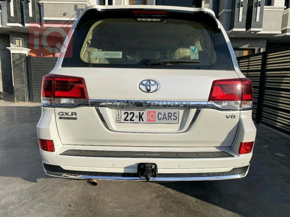 تويوتا لاندكروزر